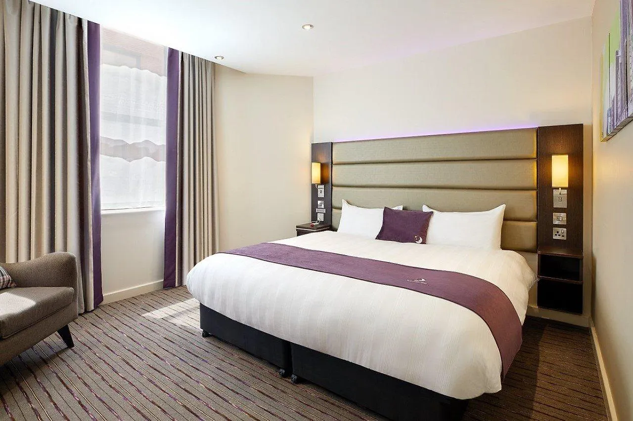 Premier Inn Liverpool contacts